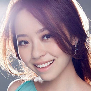 张靓颖的英文名