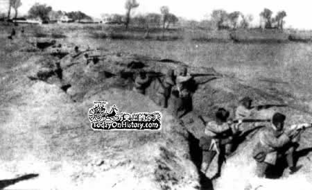 日军攻陷山海关(历史今天lsjt.org)